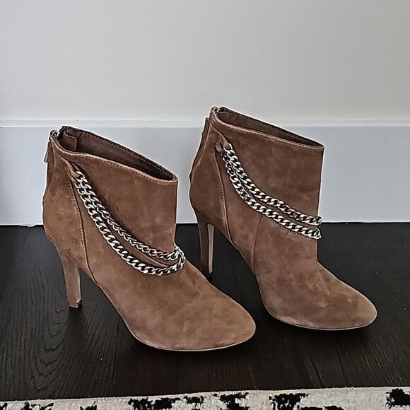 Dolce Vita Kendal Almond Brown Suede Chain Detail High Heel Ankle Boots Size 7 - Picture 4 of 10